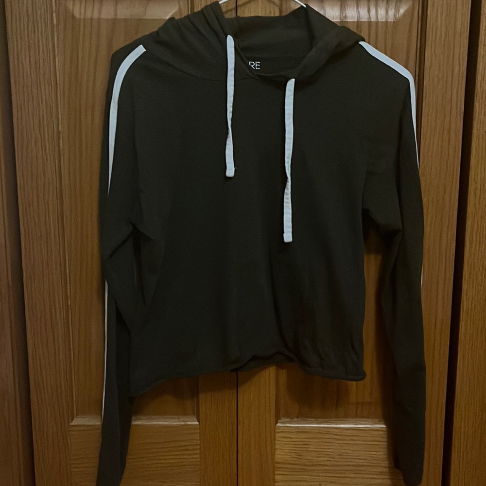 Army Green Cropped Long Sleeve Hooded Shirt
